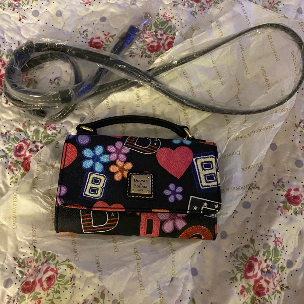 Dooney and Bourke NWOT black wallet purse